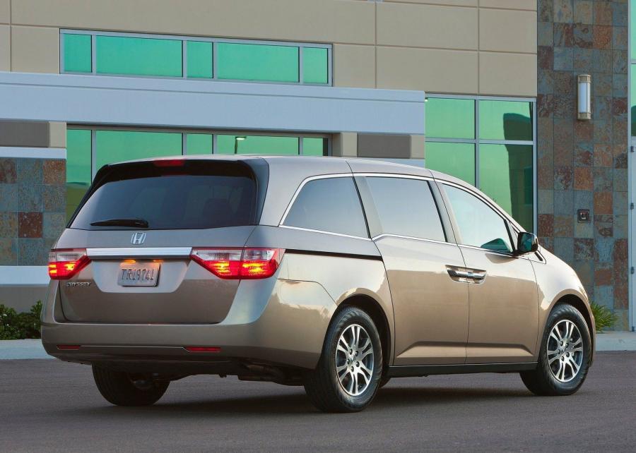  Honda Odyssey 2012 года  (фото 4 из 10)